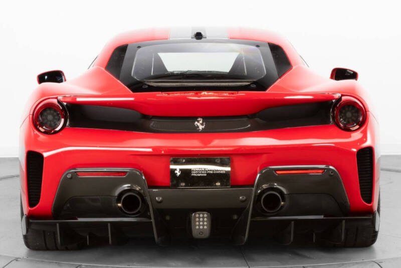 2020 Ferrari 488 Pista
