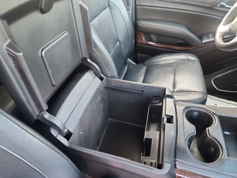 2017 GMC Yukon XL SLT