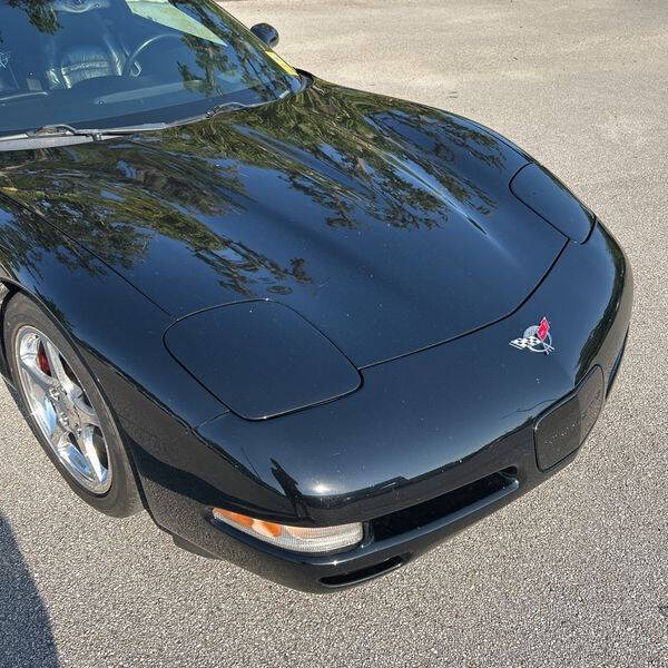 2003 Chevrolet Corvette 19