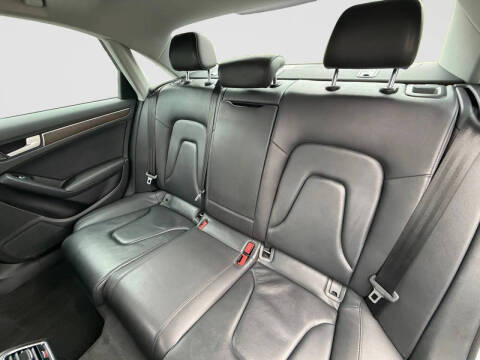 2015 Audi A4 2.0T quattro Premium Plus
