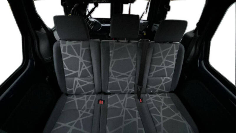 2011 Ford Transit Connect XLT Premium