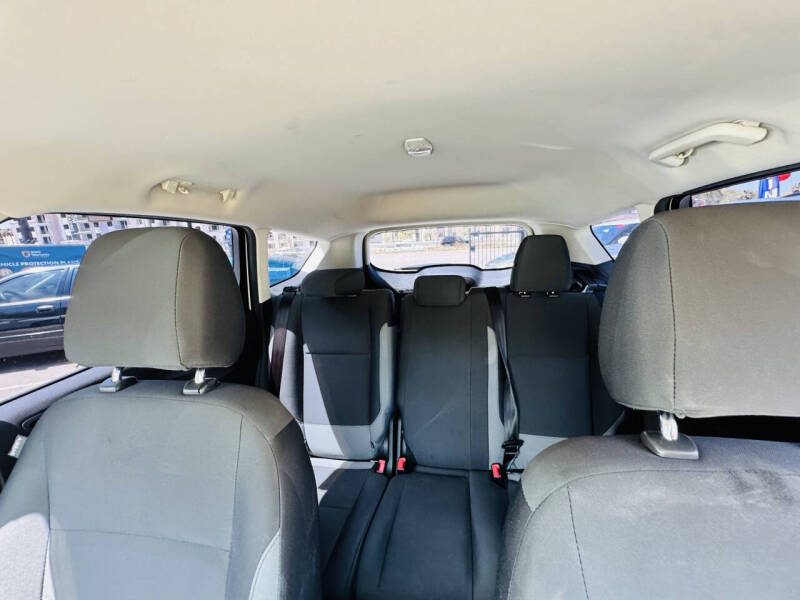 2014 Ford Escape S