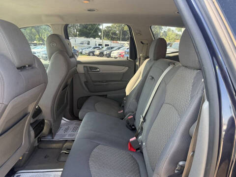 2017 Chevrolet Traverse LS