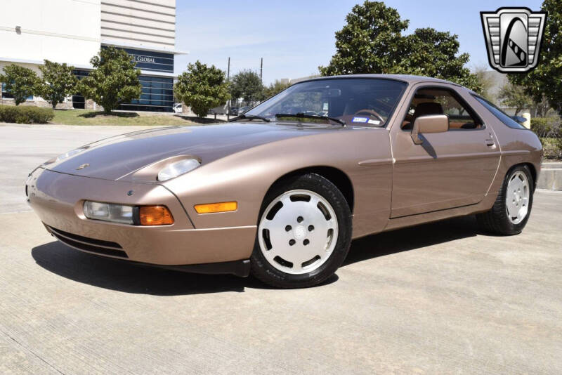 1988 Porsche 928 S4