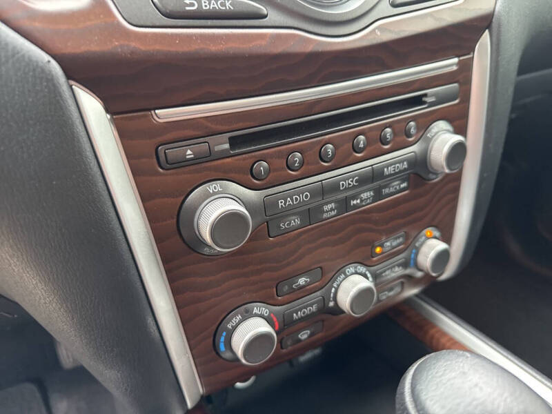 2019 Nissan Pathfinder Platinum