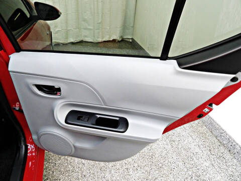 2014 Toyota Prius c Two