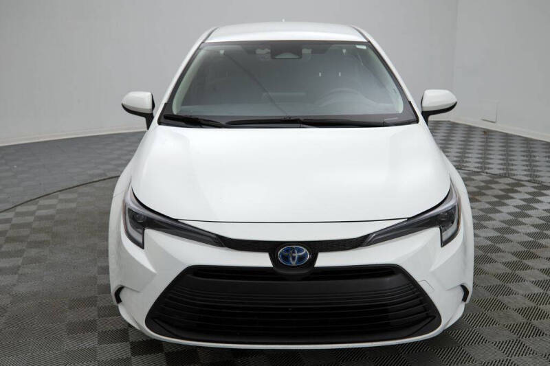 2025 Toyota Corolla Hybrid LE