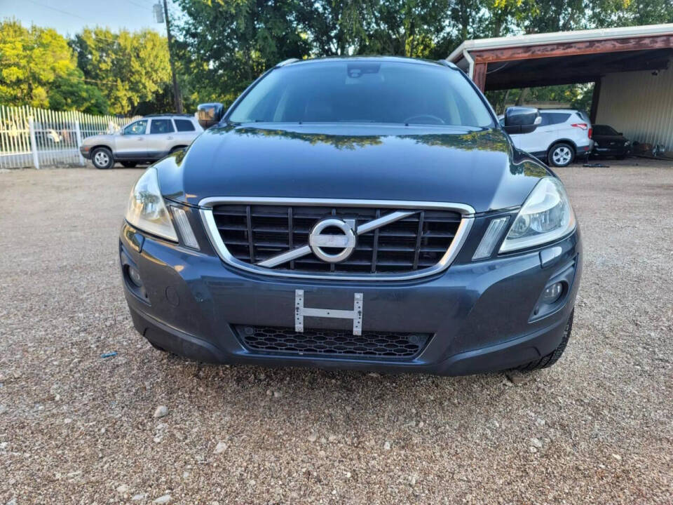 2010 Volvo XC60 for sale at AUTHE VENTURES AUTO in Red Oak, TX