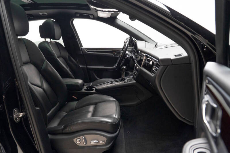 2020 Porsche Macan