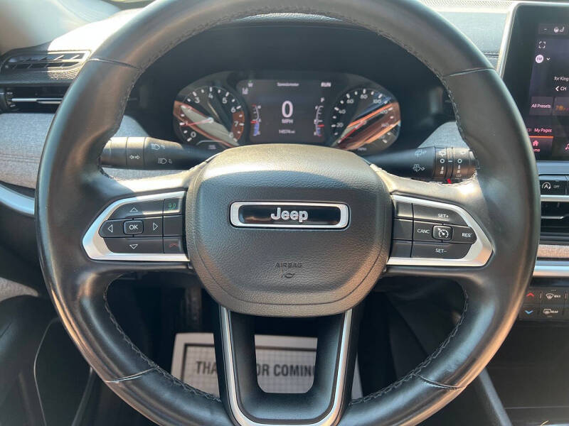 2022 Jeep Compass Latitude Lux