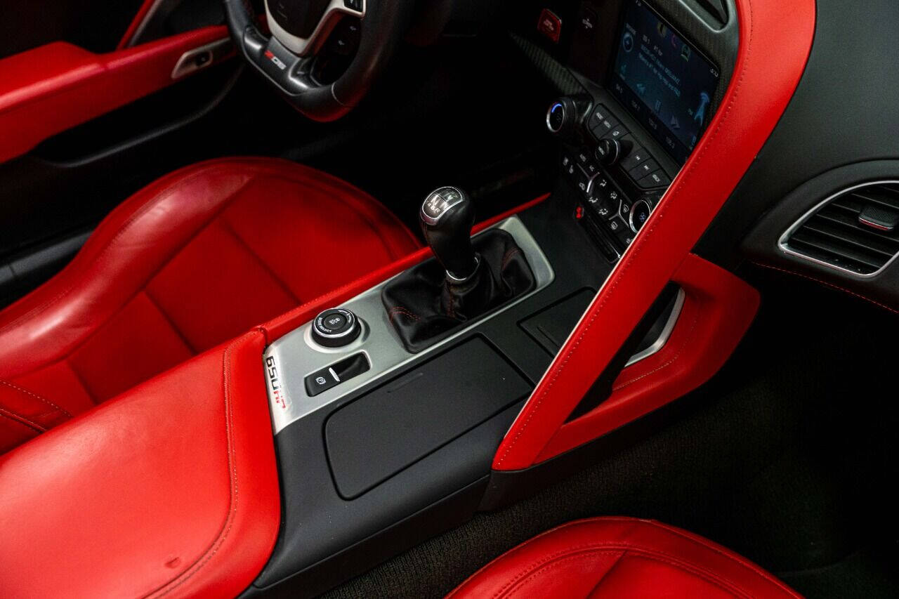 2015 CHEVROLET Corvette Convertible - $56,999
