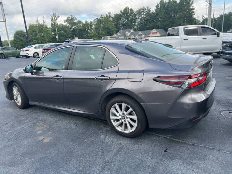 2022 Toyota Camry LE