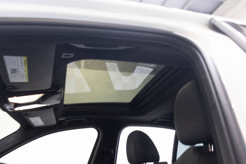 2021 BMW 3 Series 330i