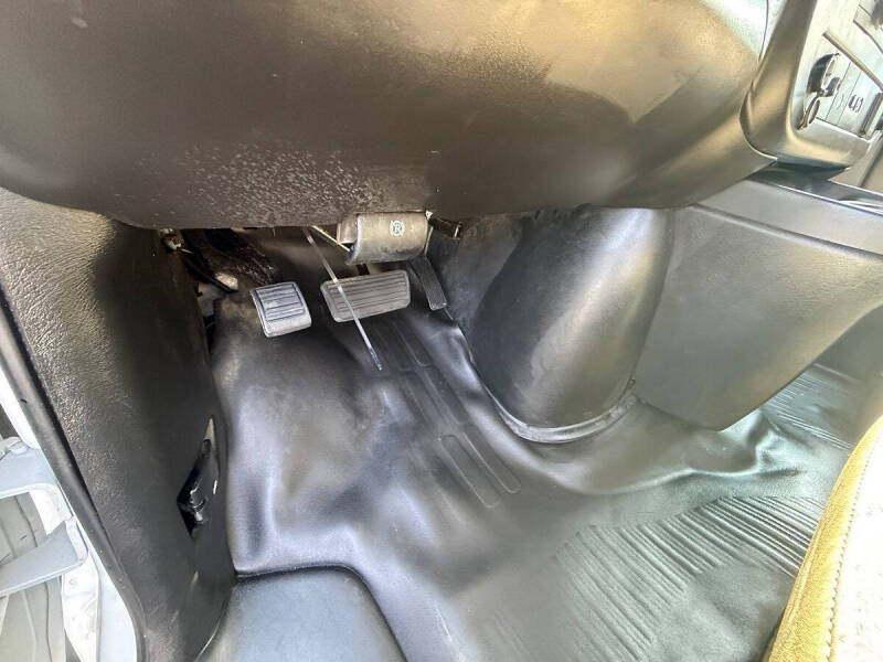 2021 Chevrolet Express 2500