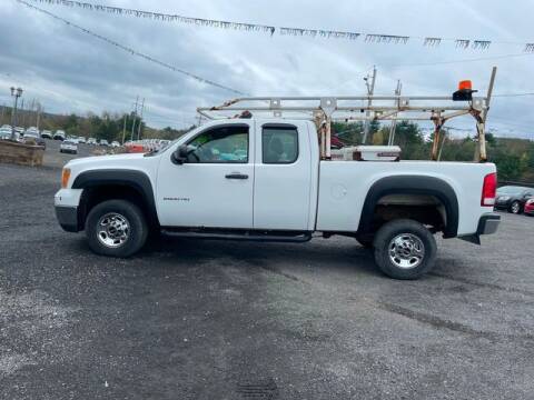 2010 GMC Sierra 2500HD for sale at Upstate Auto Sales Inc. in Pittstown NY