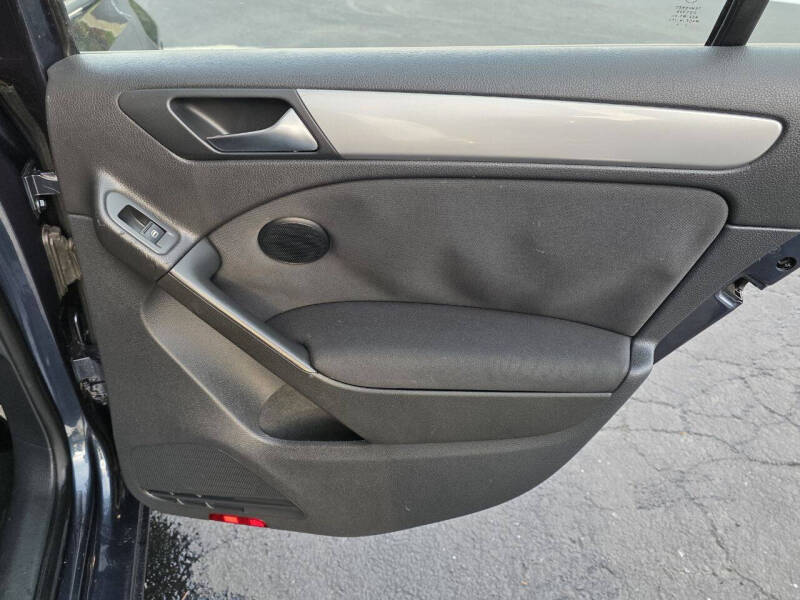 2012 Volkswagen Golf TDI