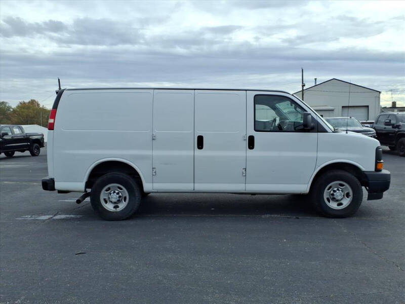 2017 Chevrolet Express 2500
