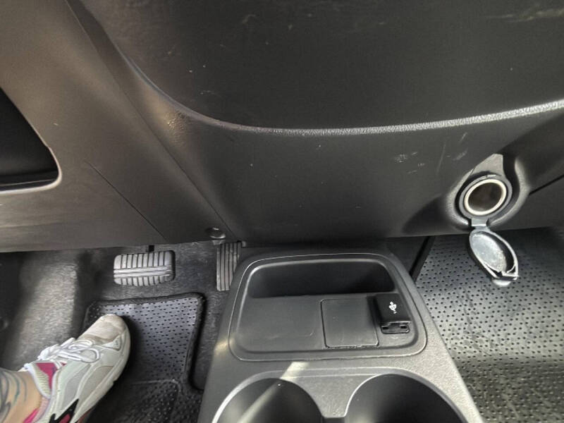 2022 Mitsubishi Mirage ES