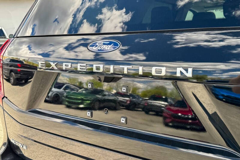 2026 Ford Expedition Active