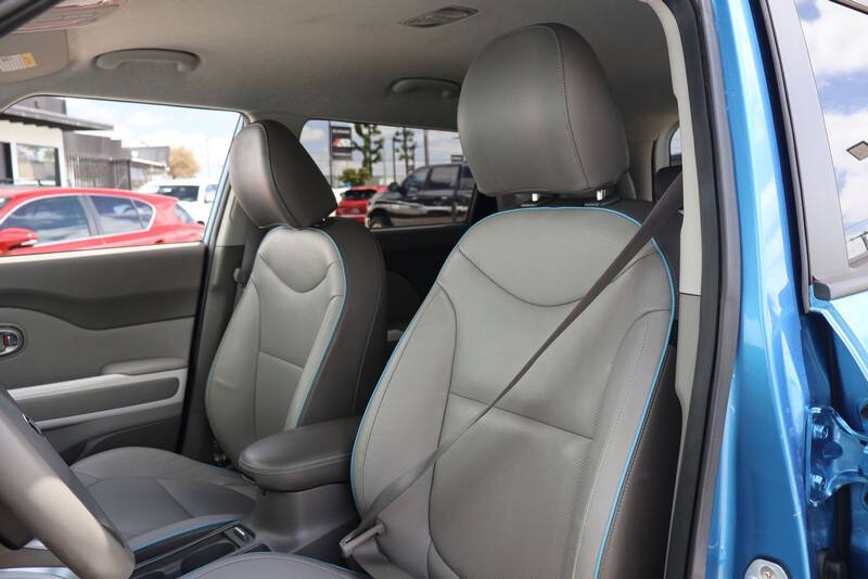 2016 Kia Soul EV +
