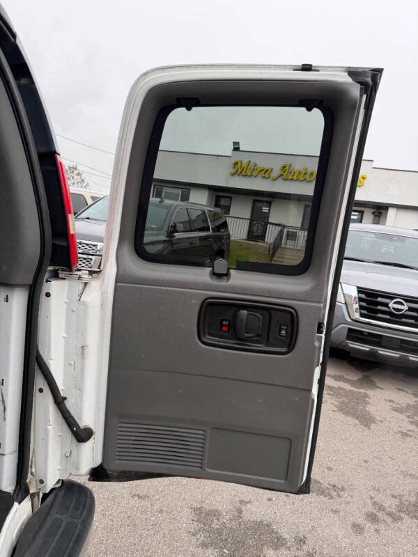 2013 Chevrolet Express LT 3500