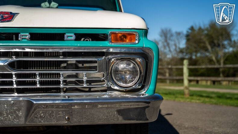 1966 Ford F-100