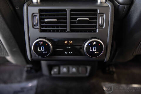 2024 Land Rover Discovery P300 S