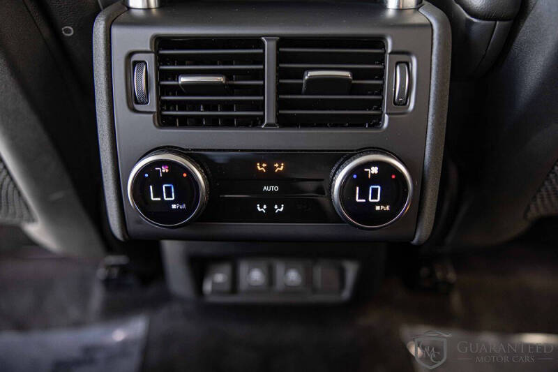 2024 Land Rover Discovery P300 S