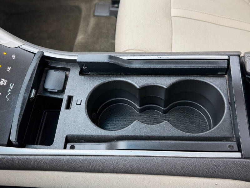 2016 Lincoln MKZ Hybrid