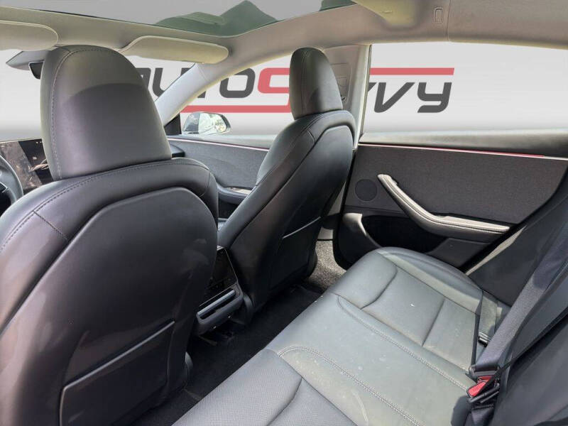 2025 Tesla Model 3 Long Range