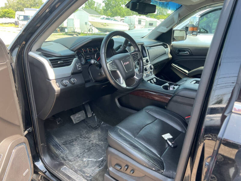 2017 GMC Yukon SLT