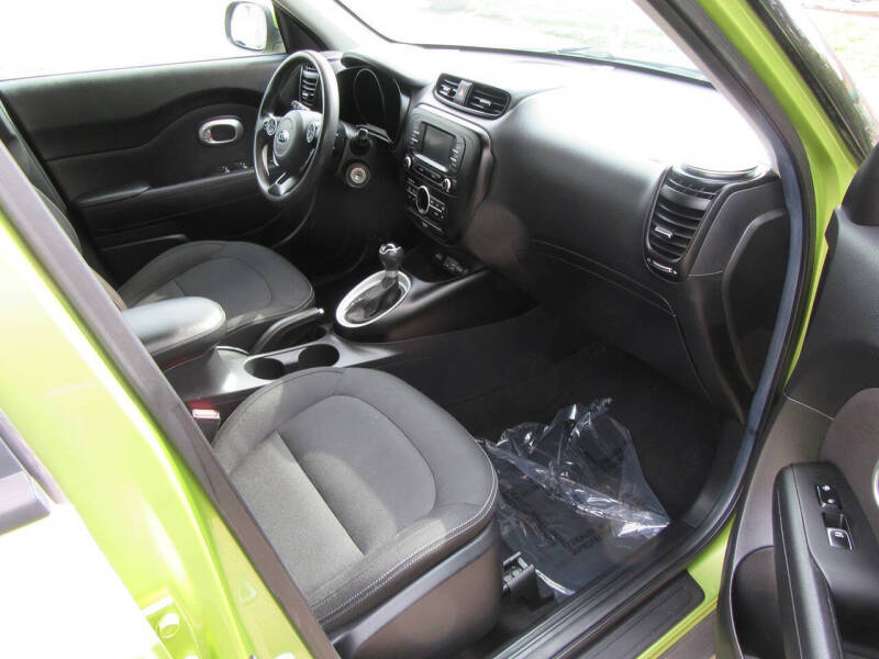 2017 Kia Soul +