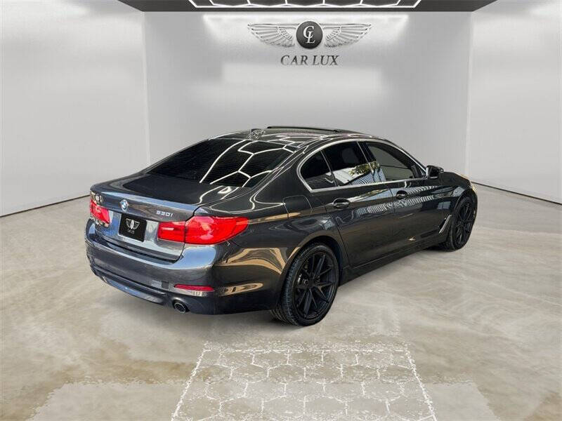 2020 BMW 5 Series 530i