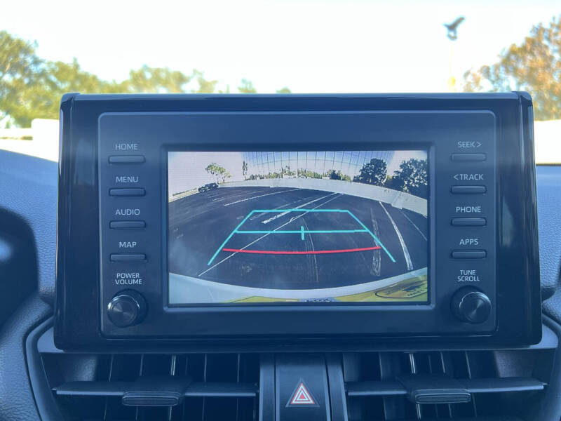 2019 Toyota RAV4 Hybrid LE