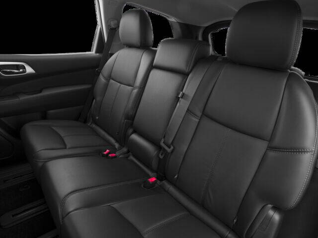 2017 Nissan Pathfinder SL