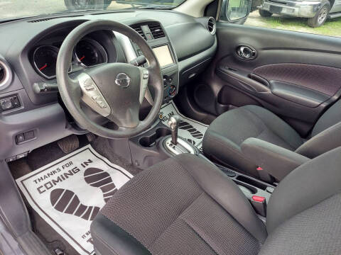 2019 Nissan Versa SV