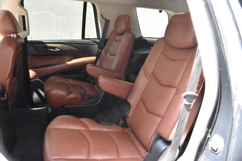 2019 Cadillac Escalade Luxury