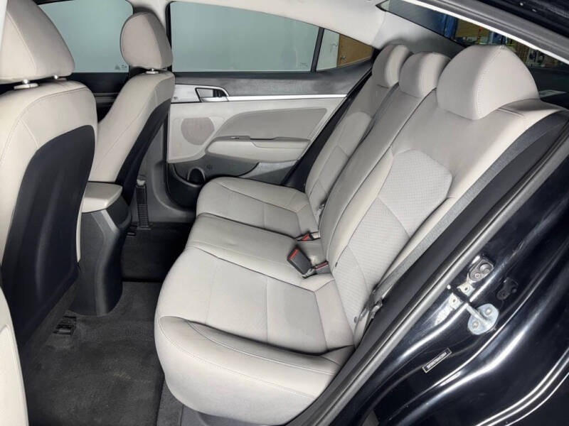 2019 Hyundai Elantra