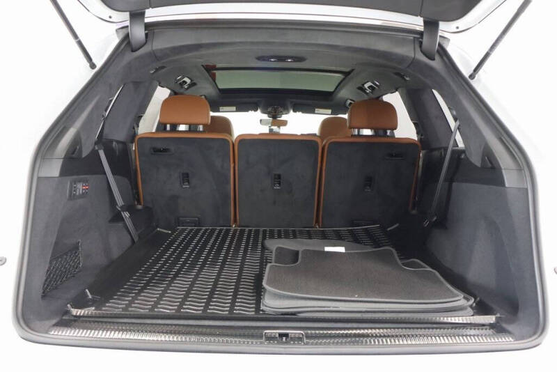 2025 Audi Q7 quattro Prestige 55 TFSI