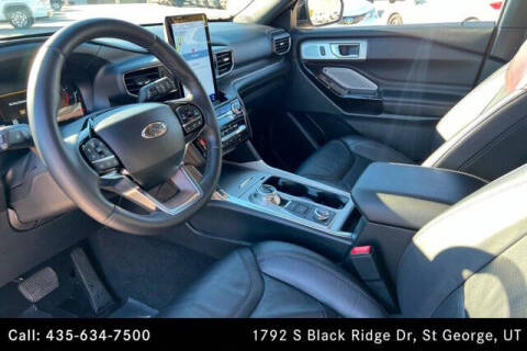 2023 Ford Explorer Hybrid Platinum