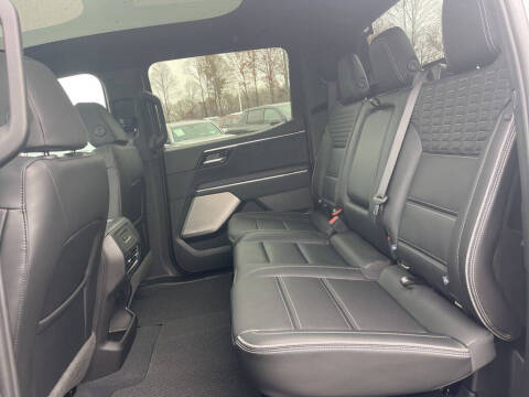 2024 GMC Sierra EV Denali Edition 1