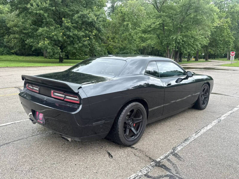 2009 Dodge Challenger SRT8