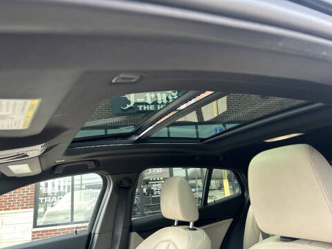 2022 BMW X2 xDrive28i