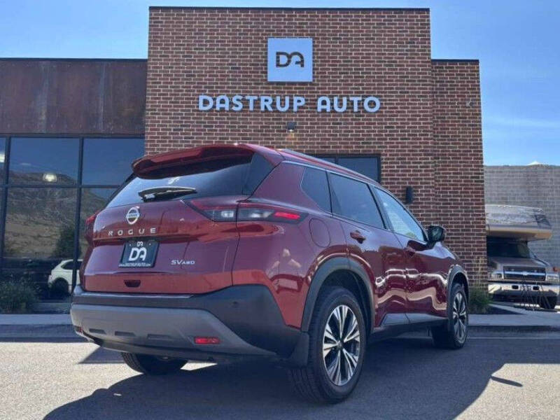 2021 Nissan Rogue SV