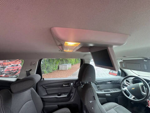 2017 Chevrolet Traverse LT