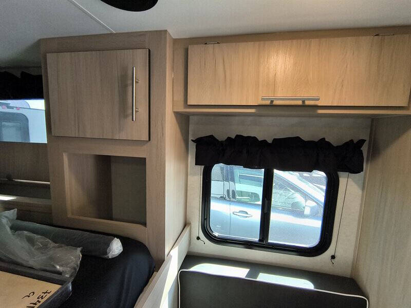 2026 Travel Lite UPCOUNTRY 775U