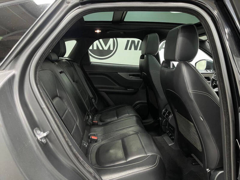 2018 Jaguar F-PACE S