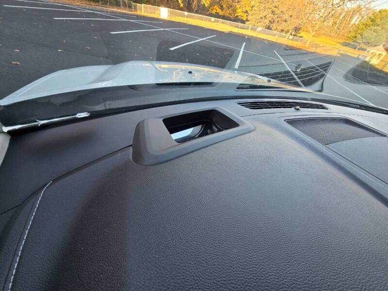 2016 GMC Acadia Denali