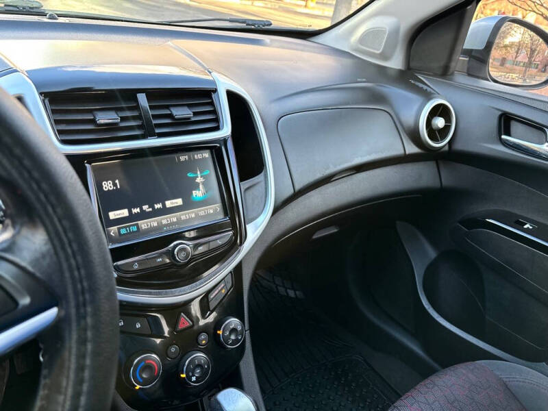 2017 Chevrolet Sonic LT Auto