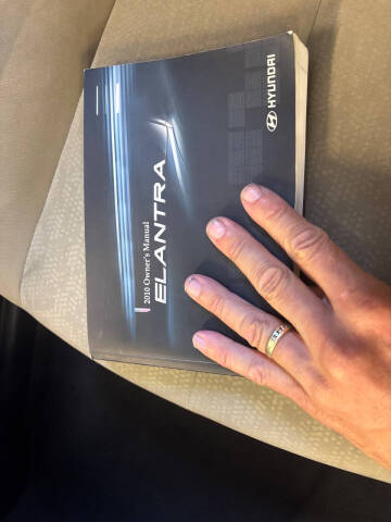 2010 Hyundai Elantra GLS